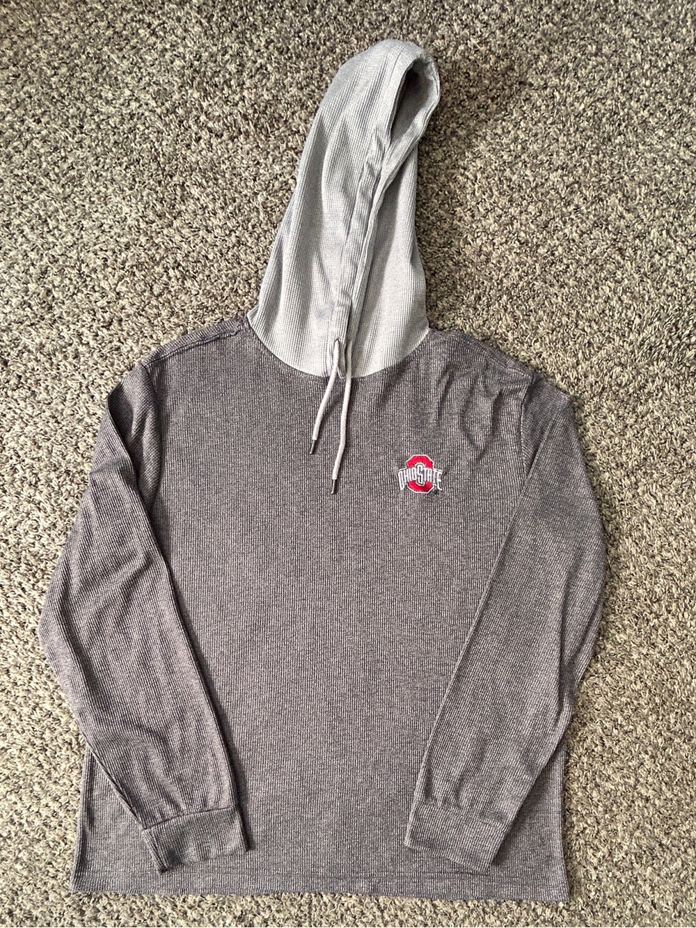 Colosseum Gray Two-Tone Hooded Long Sleeve Shirt
